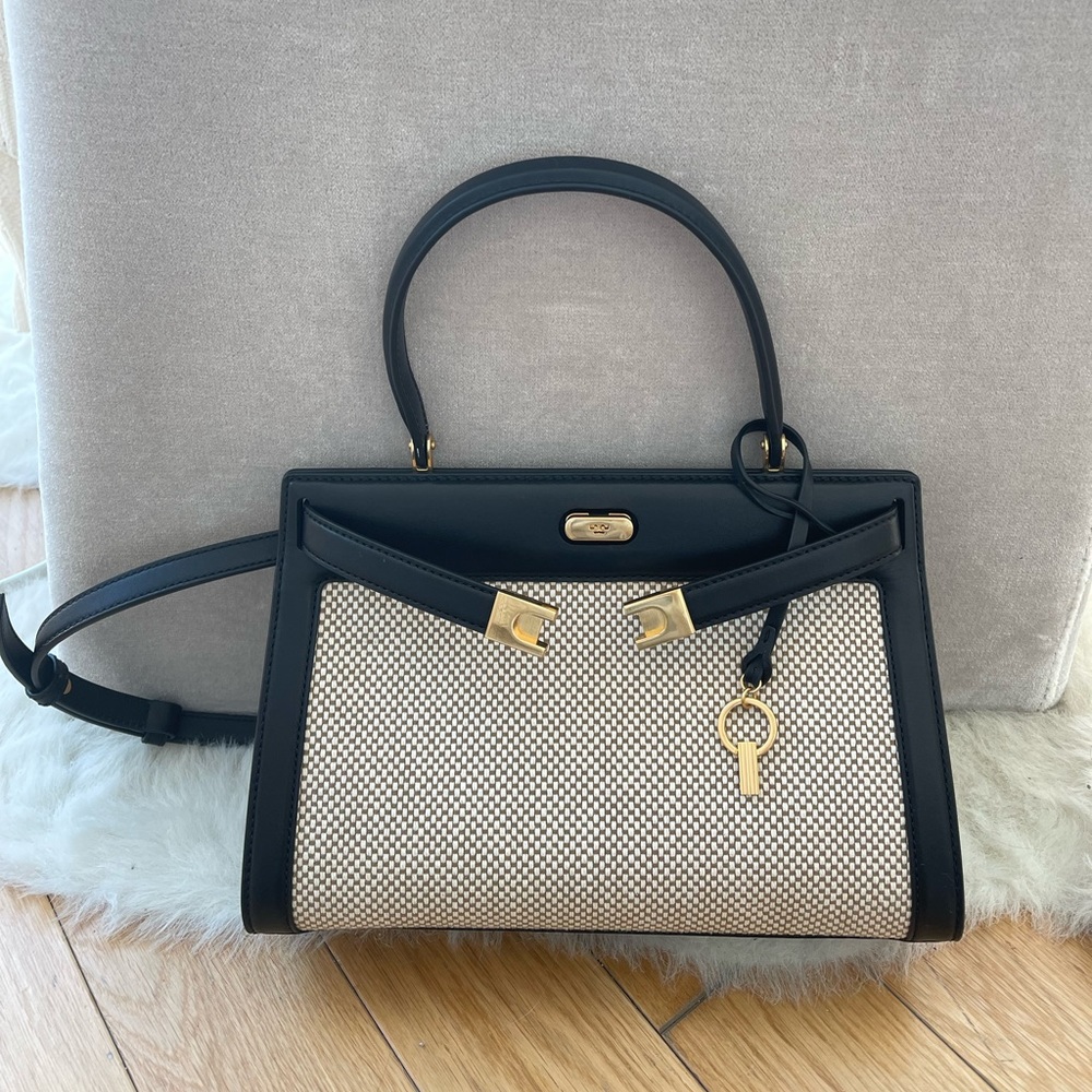 NEVER USED Tory Burch Lee Radziwill Small Bag with raincoat